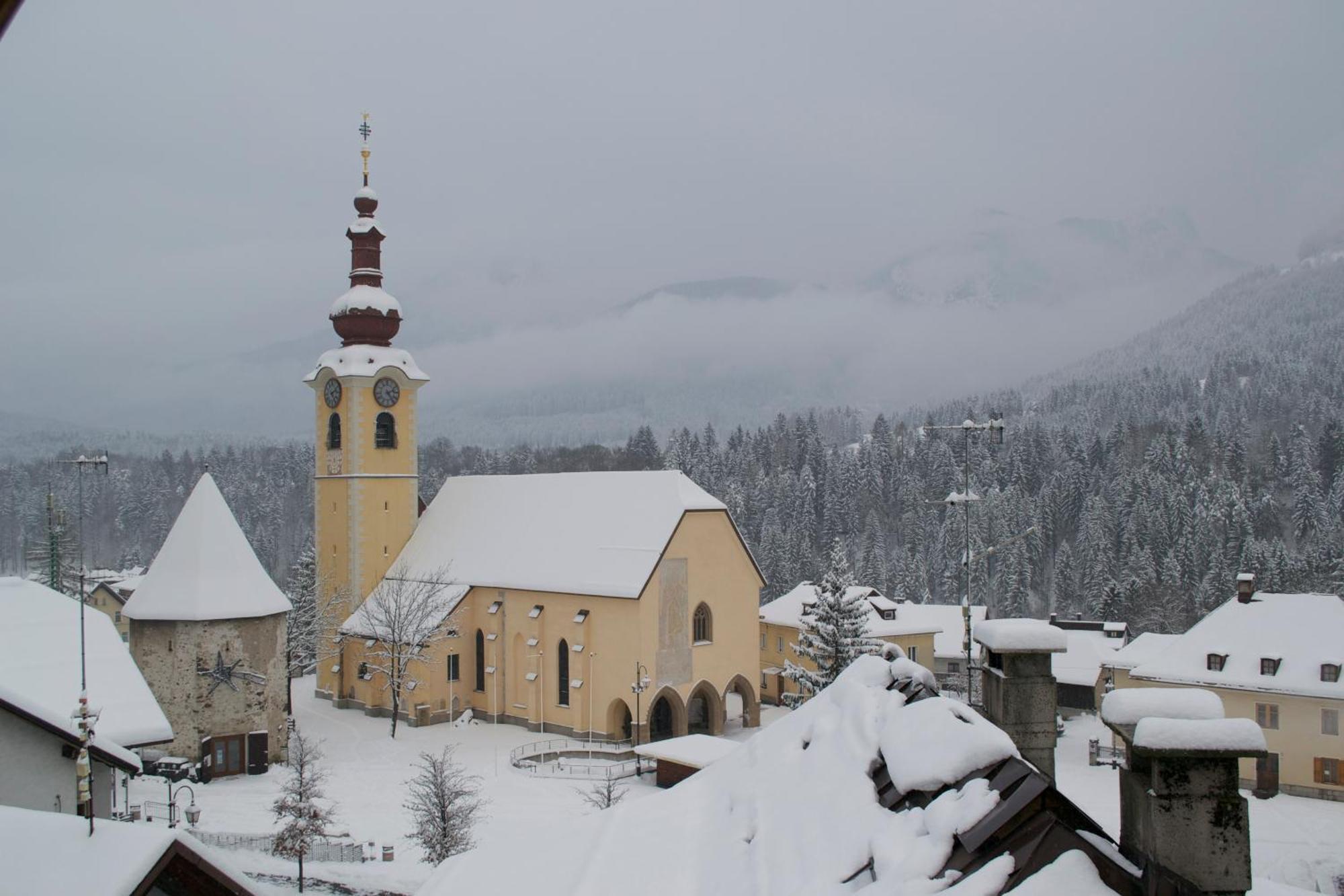 Hotel Raibl E Appartamenti Tarvisio Kültér fotó